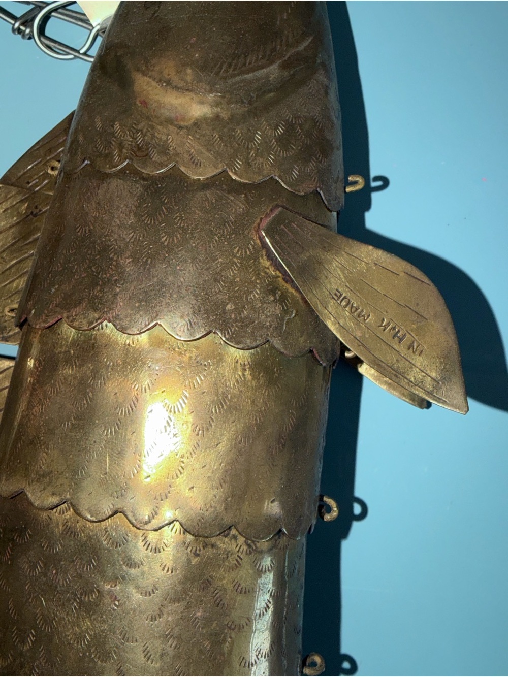 Vintage brass articulating fish - Picture 7 of 9